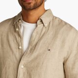 Tommy Hilfiger  - Tommy Hilfiger - Linen pigment dyed shirt | Skjorte Sandalwood